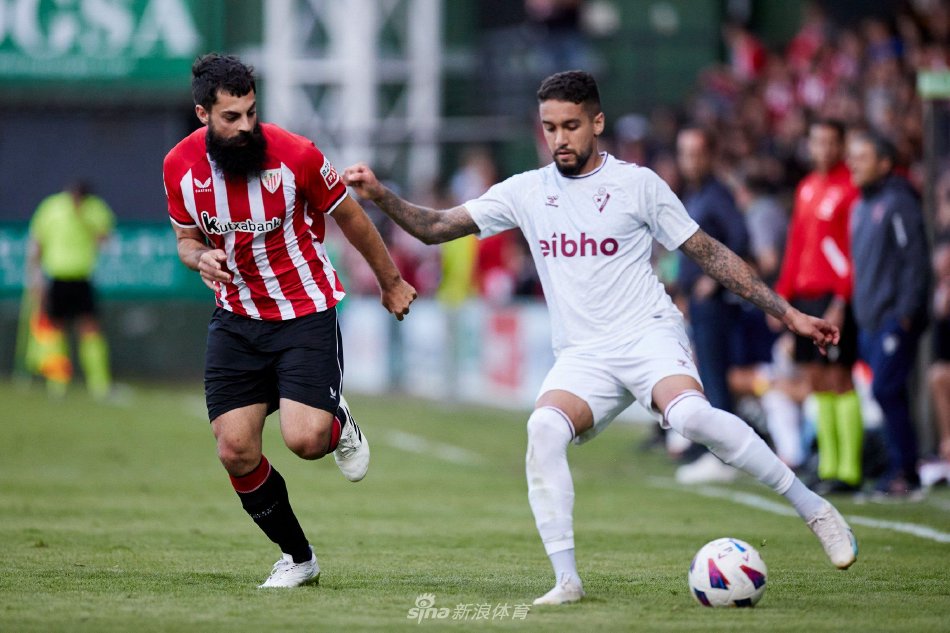 这笔转会采 这笔转会采