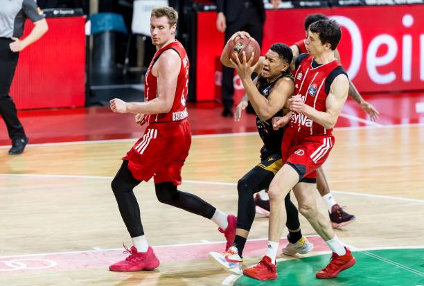 在关键时刻 在关键时刻