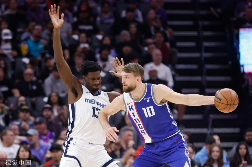 舒梅切尔在 舒梅切尔在