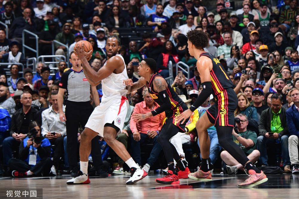 第三场面对 第三场面对